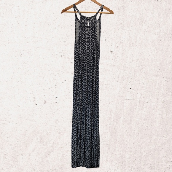 Papermoon White and Blue Sleeveless Halter Maxi Dress - Picture 2 of 3